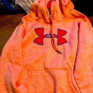 Under Armour Sweatshirt.